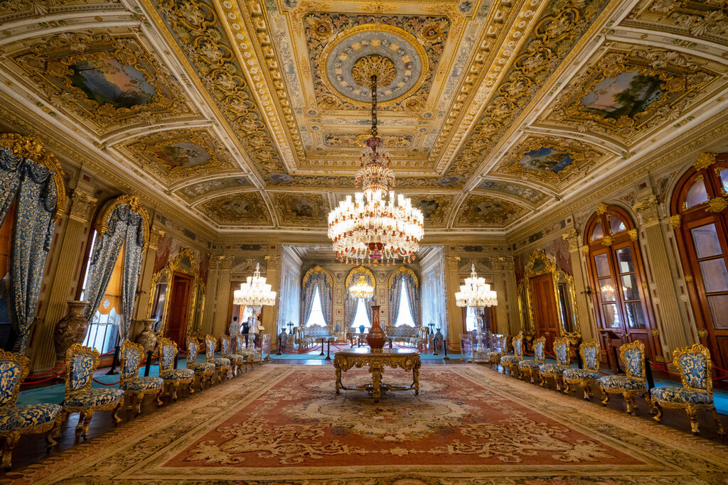 Istanbul Dolmabahce Palace Museum Opening Hours in 2024